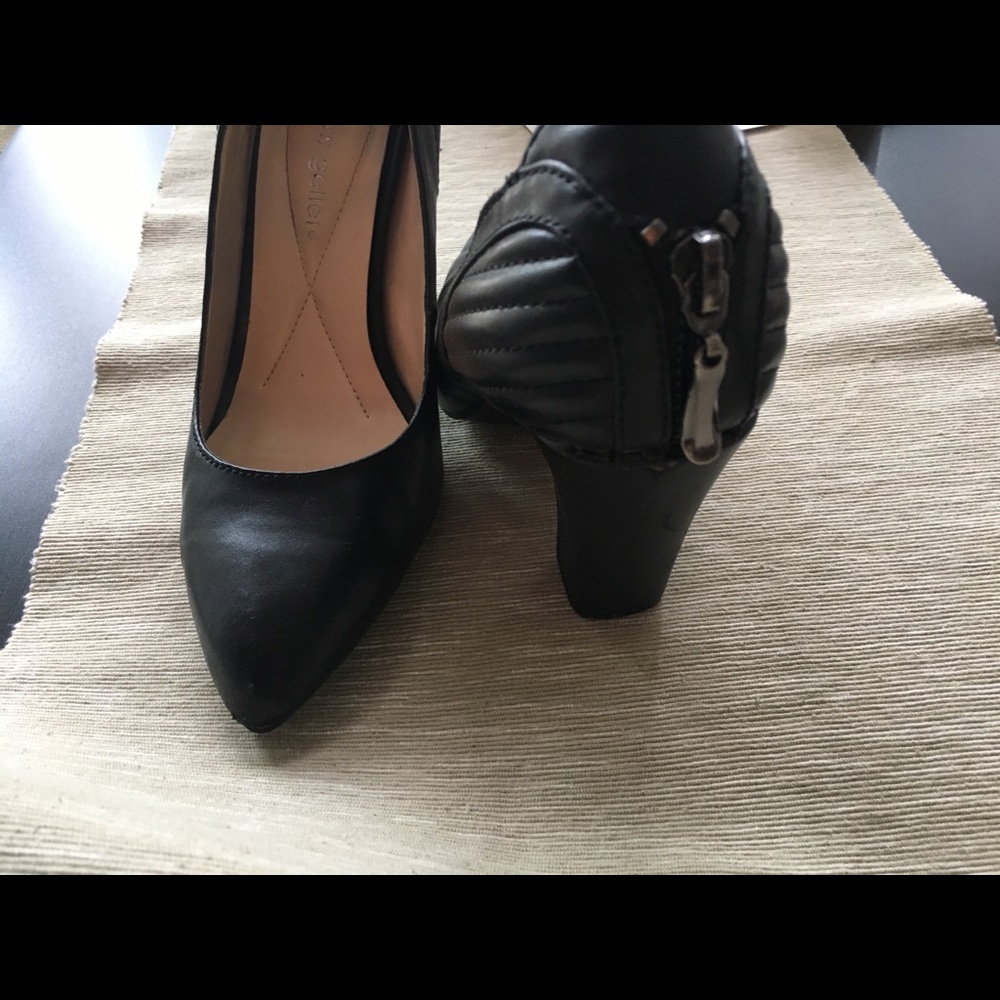 Andrew Geller sz 7 Black heels excellent condition - Picture 1 of 5